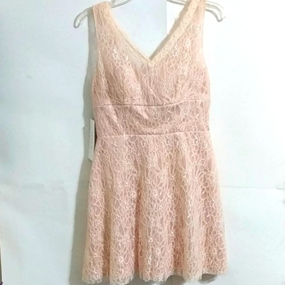 AZAZIE NWT SATIN & LACE DRESS SIZE 8 - Picture 2 of 11